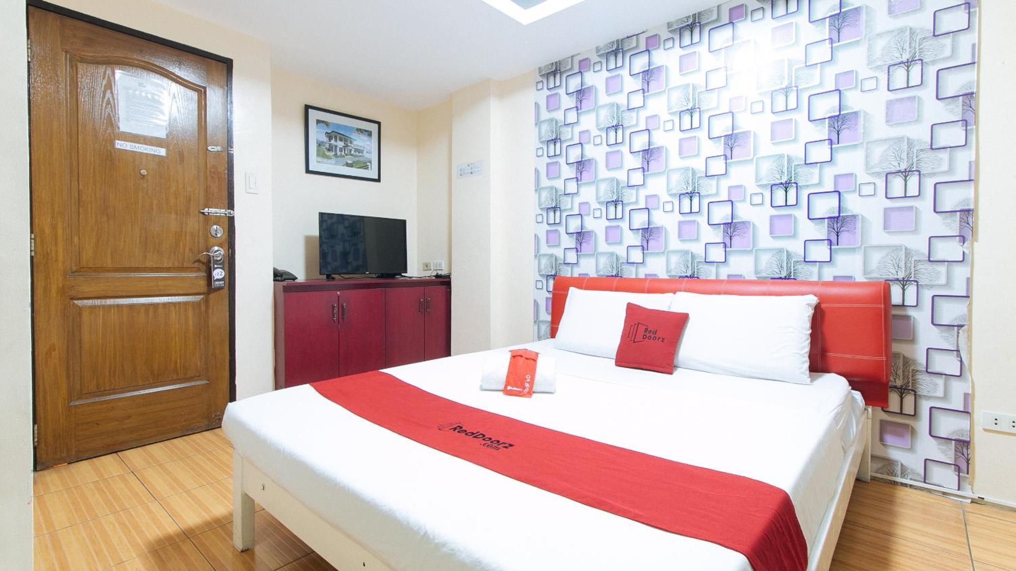 Reddoorz At Dbuilders Rooms Ph2 Taguig Esterno foto